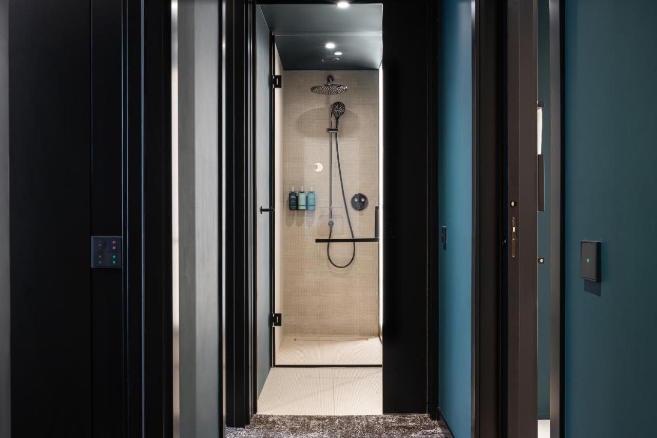 Novotel Living Almaty Jetisu Екстериор снимка